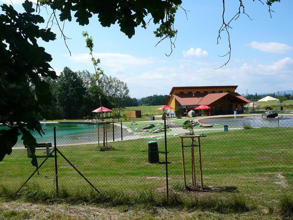 Penzion U Stoly Usilne Kültér fotó
